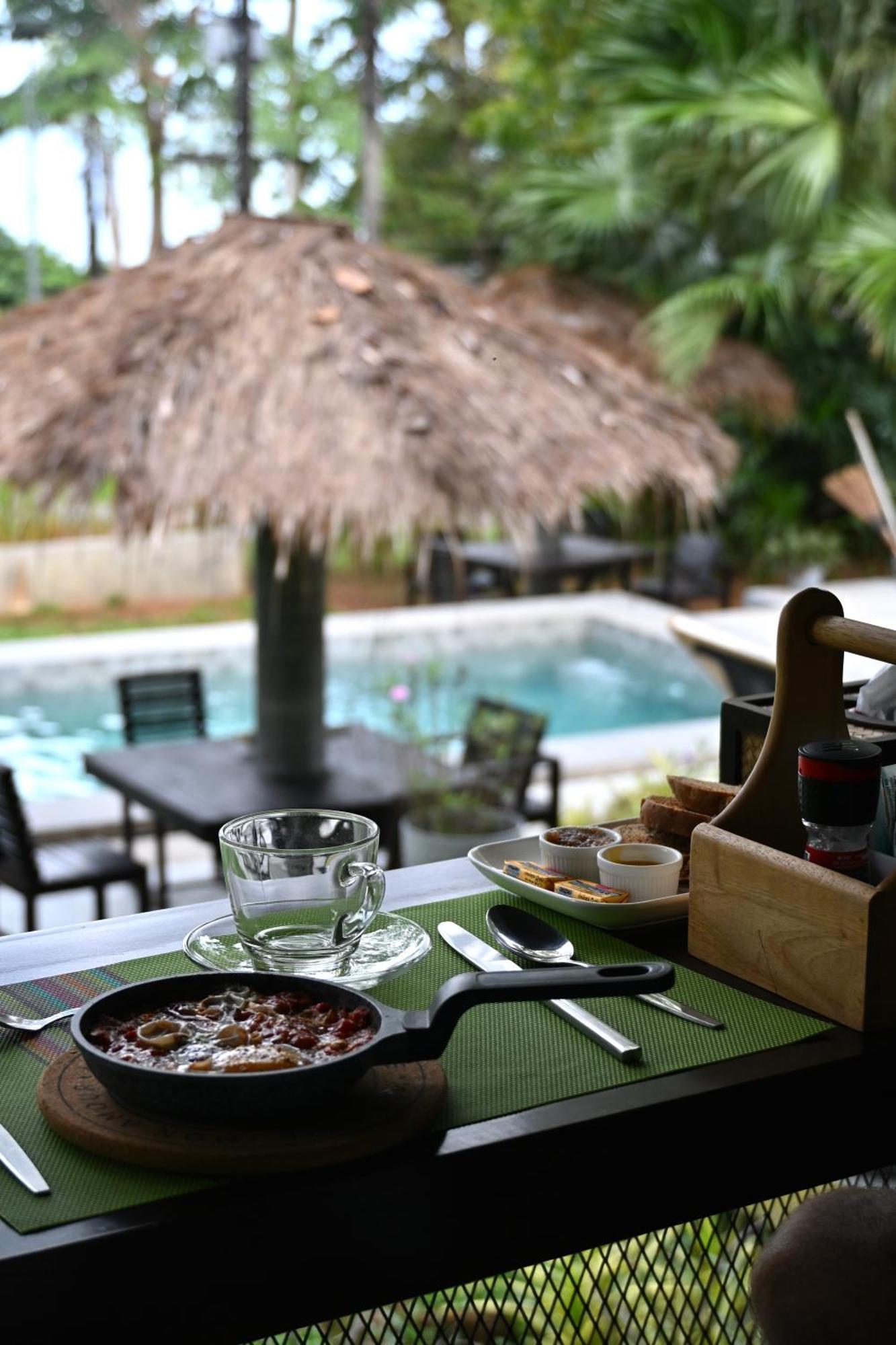 Lazy Republique Hotel Ко Чанг Екстериор снимка