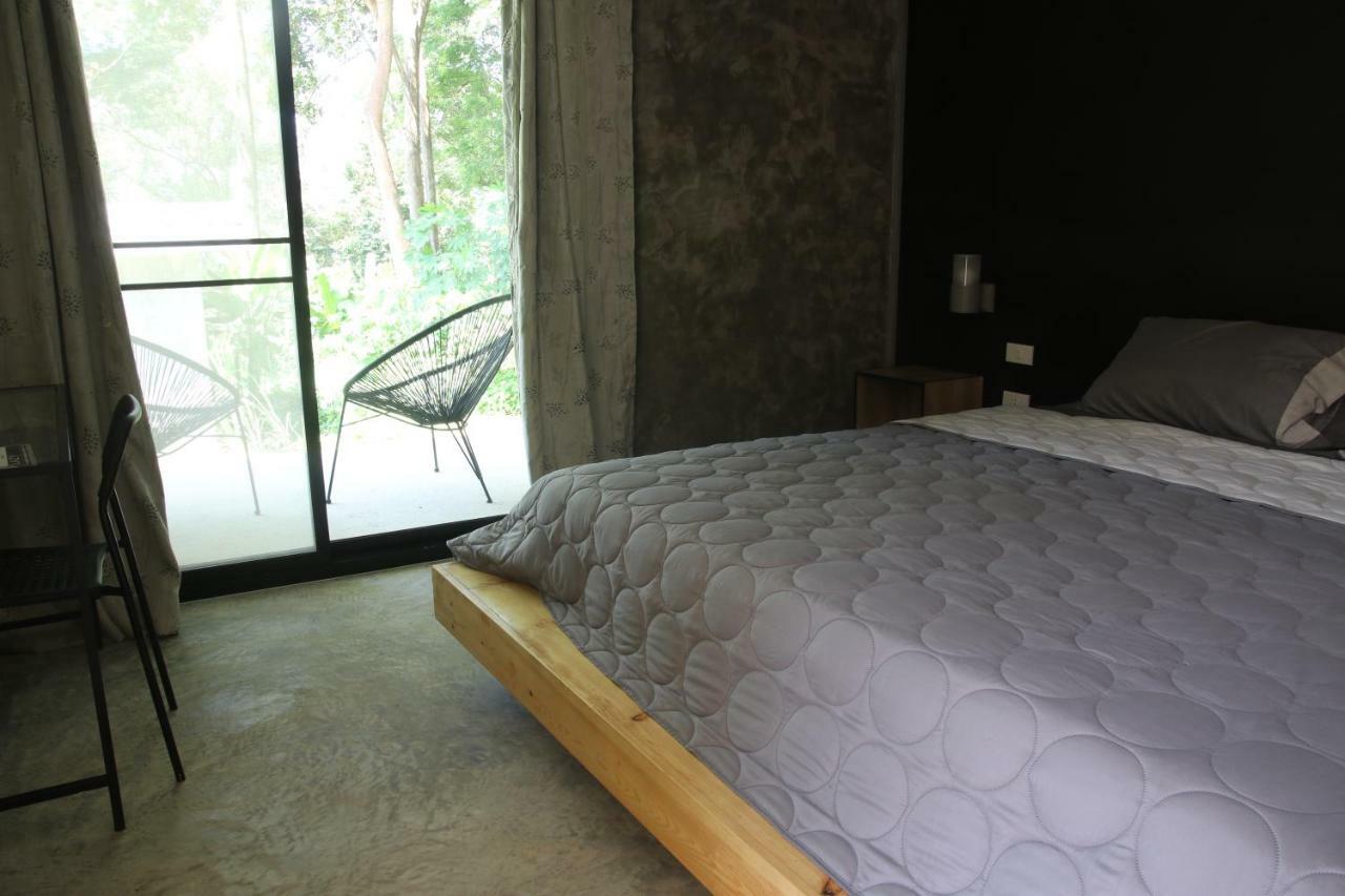 Lazy Republique Hotel Ко Чанг Екстериор снимка